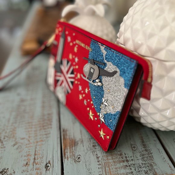 NWOT Michael Kors Nouveau Novelty, wristlet/clutch London Paris - Picture 3 of 11